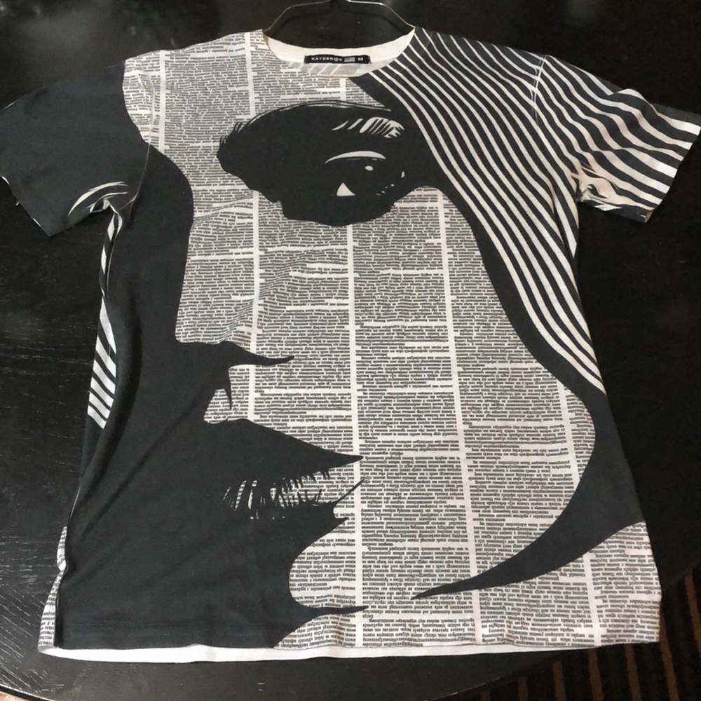 Forever 21 medium t-shirt. Silky shirt.